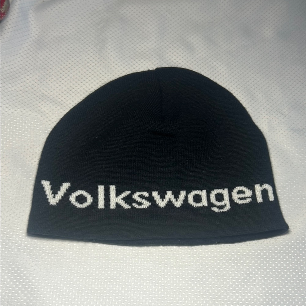 Volkswagen Black Beanie Fleece Winter Hat Toque VW Jetta gli gti Golf Passat